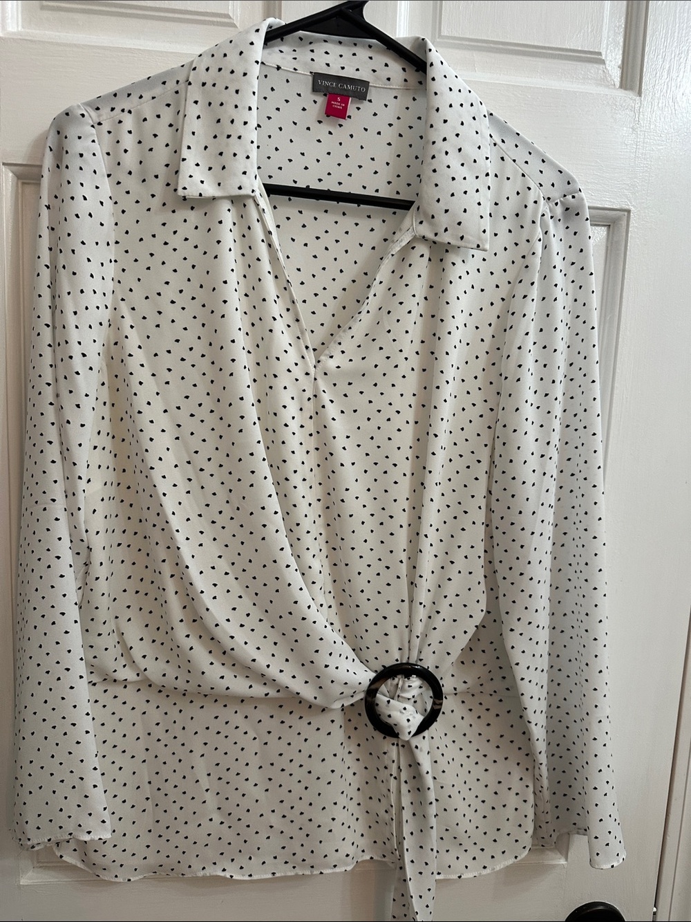 Vince Camuto White Blouse with Black Dot Tie-Ring Detail